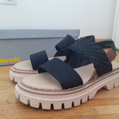 Bench black sandals / schwarz sandalen 38