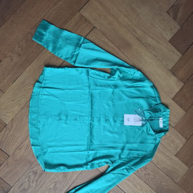 Grüne Bluse