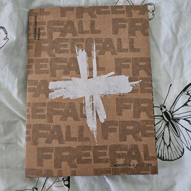 Tomorrow x Together Freefall Album