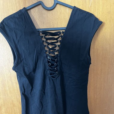 Shirt with corsage front