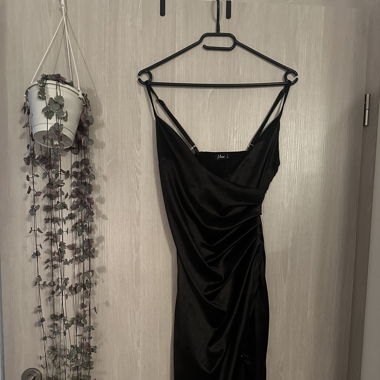 Robe noir 