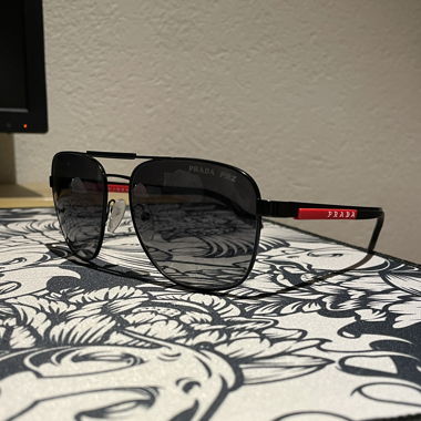 Prada Sonnenbrille POLARIZED