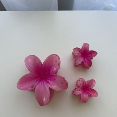 Set mit 3 pinken Haarklammern