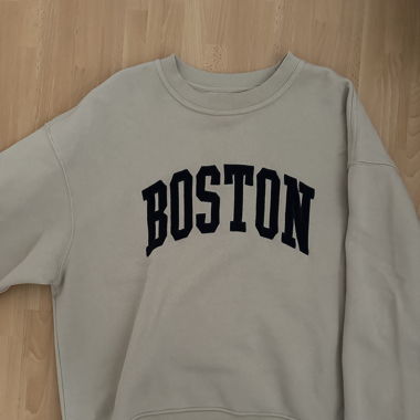 Pull & Bear Boston Sweatshirt