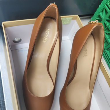 Michael Kors braune Schuhe
