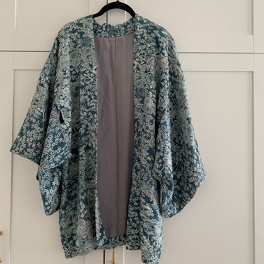 Floral-pattern kimono