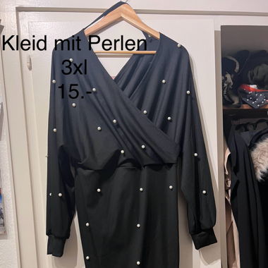 schönes Kleid