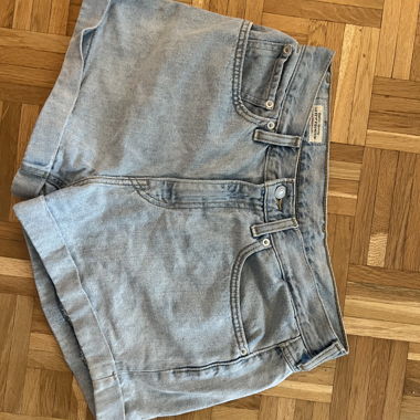 Short en jean Levi's