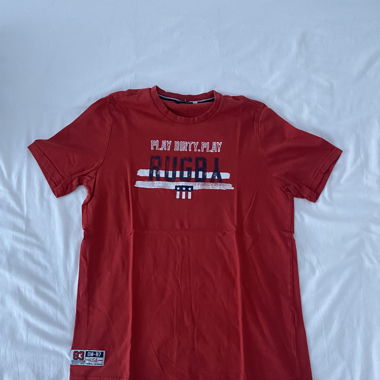 red t-shirt