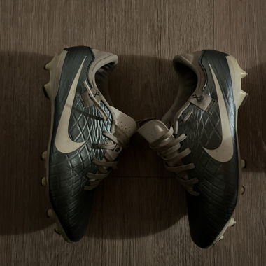Nike Tiempo Football Cleats 41