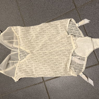 Body in pizzo crema Dior-lingerie