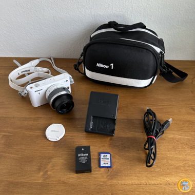 Nikon J1 Camera