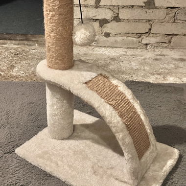 Arbre à griffes pour chatons avec sisal
