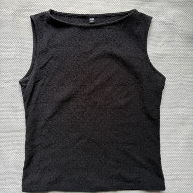 Uniqlo schwarzes Top
