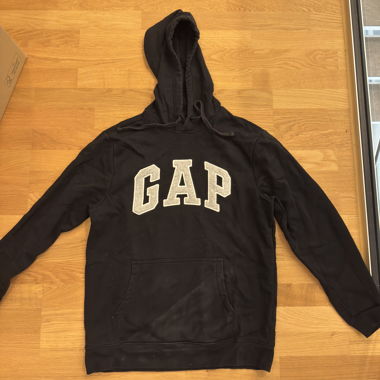 GAP Black Hoodie