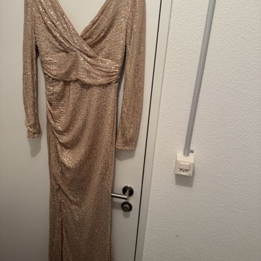 Pailletten-Abendkleid