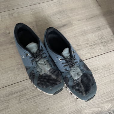 On Running Shoes Gr. 39