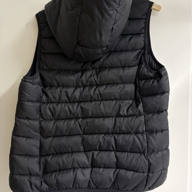 Gilet imbottito ONLY con cappuccio