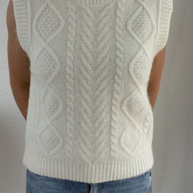 ärmelloser strickpullover