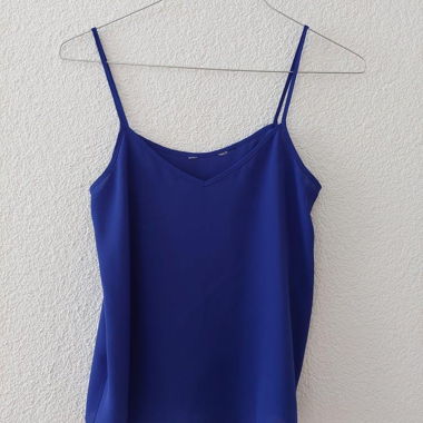 2x luftige schicke Tops