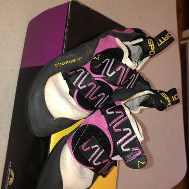 Scarpe da arrampicata La Sportiva rosa