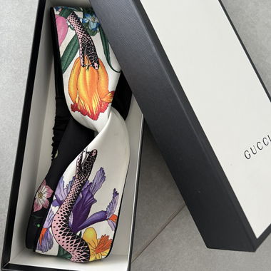 Bandeau en soie Gucci