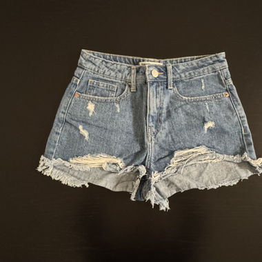 Kurze Jeanshose Gr. 34 von Tally Weijl