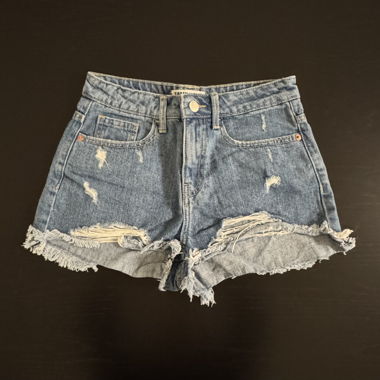 Kurze Jeanshose Gr. 34 von Tally Weijl