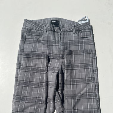 Pantalon à carreaux gris et blanc 