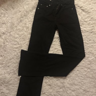 Levis-Jeans schwarz, Flare