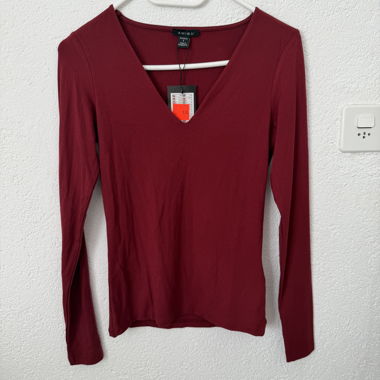 Bordeauxrotes Langarmshirt von Amisu