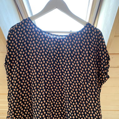 Sweet darkblue blouse