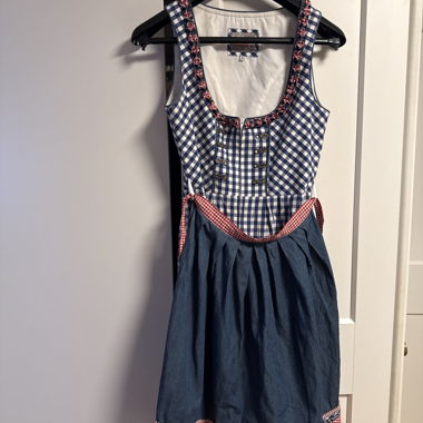 Dirndl