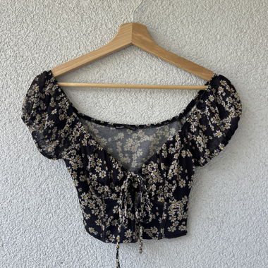 Haut court fleuri Bershka