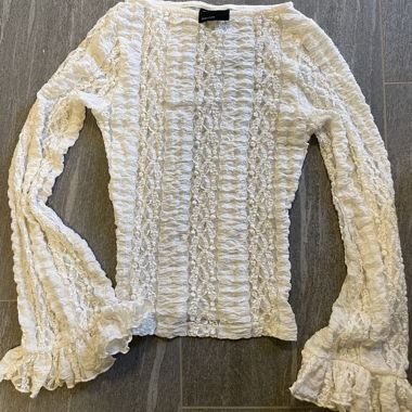 Pull en dentelle blanc