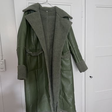 Big Green Coat Mantel