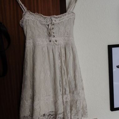 Robe en dentelle blanche