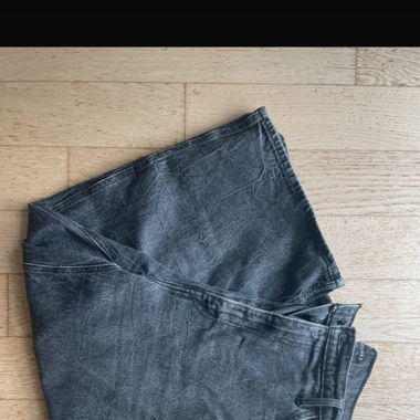 Levi’s wide baggy jeans 