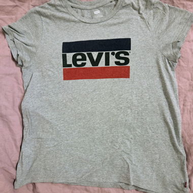 T-shirt Levi's