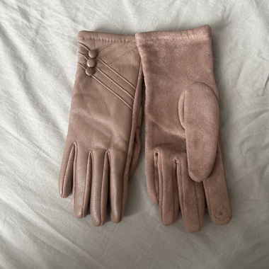 High-quality Italian gloves