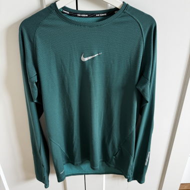 Maglietta running Nike a maniche lunghe