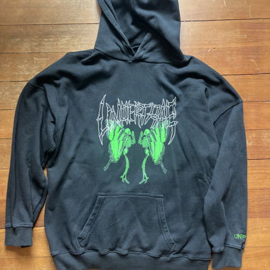 Hoodie noir avec imprimé