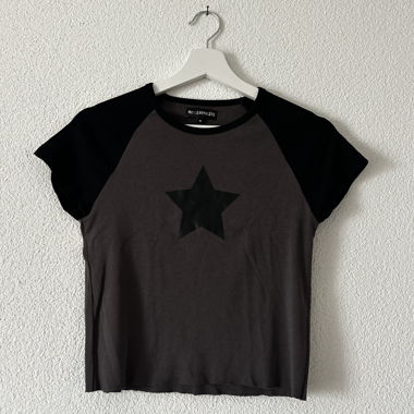 Nevertheless T-Shirt mit Stern, Grösse M