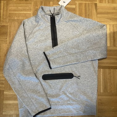 Pull gris à col montant nike tech