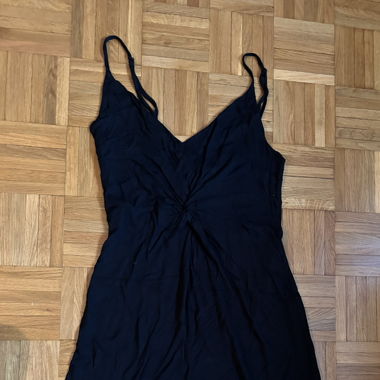Robe noir fluide 