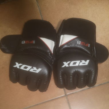 MMA-Handschuhe 