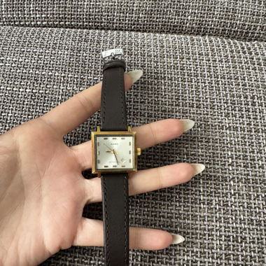 vintage leather watch