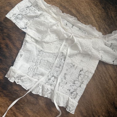 Top in pizzo bianco