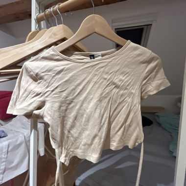 Beige Cropped T-Shirt
