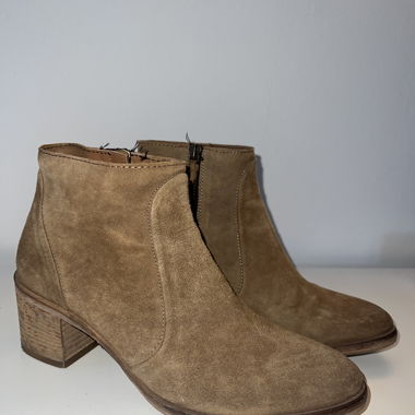 Camel Brown Ankle Boots